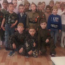 Музыкальная гостинная "С песней до Победы"