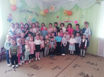 День воспитателя и всех дошкольных работников