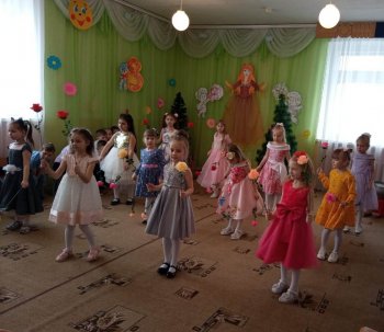 Праздничные мероприятия  "Мы для милой мамочки"